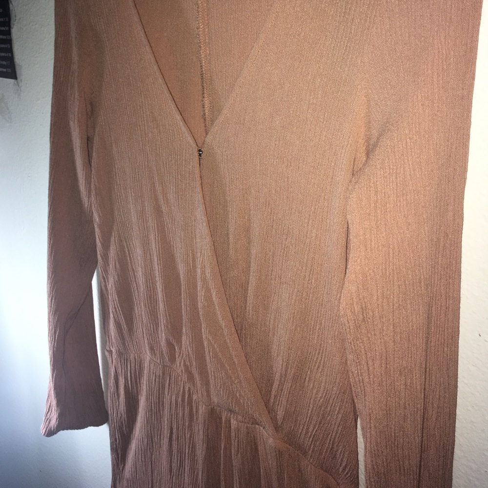 F21 Nude Pink Romper - Picture 4 of 5